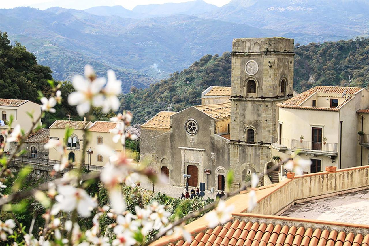 Due Sicilie Maison De Charme Casalvecchio Siculo Kültér fotó