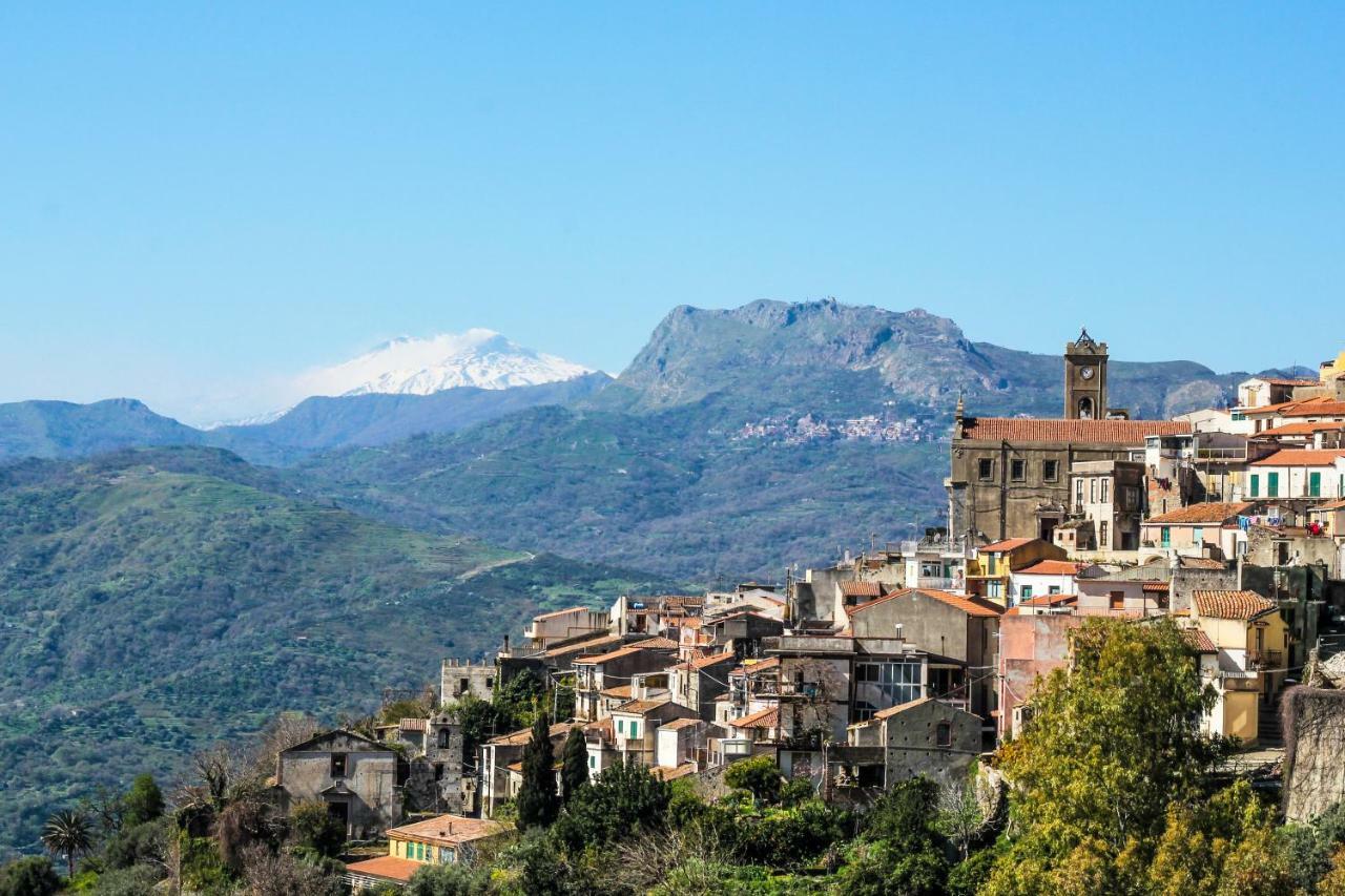 Due Sicilie Maison De Charme Casalvecchio Siculo Kültér fotó